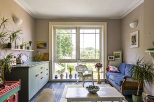 Reception room- click for photo gallery